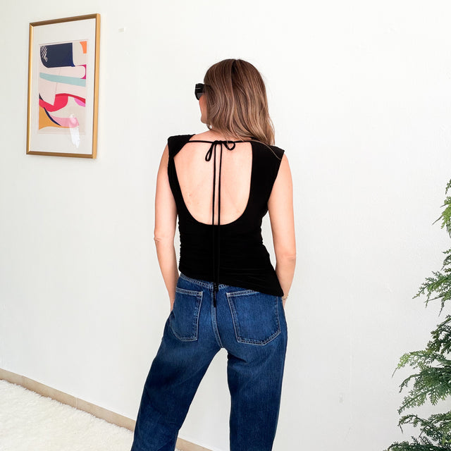 Top Asimétrico Essential